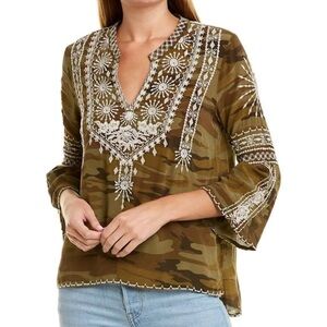 Johnny Was Ciro Flare-Sleeve Blouse 100% Silk Women’s Small Camo Embroidery